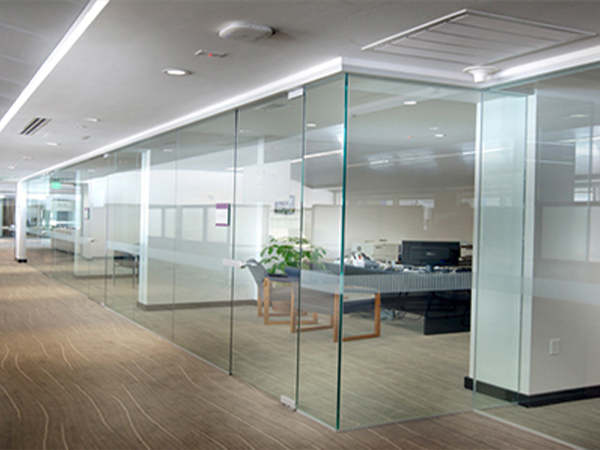 使用鋼化玻璃的標準知識