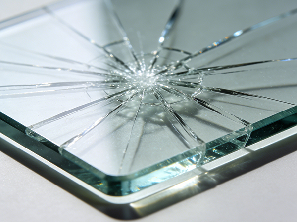 防砸玻璃